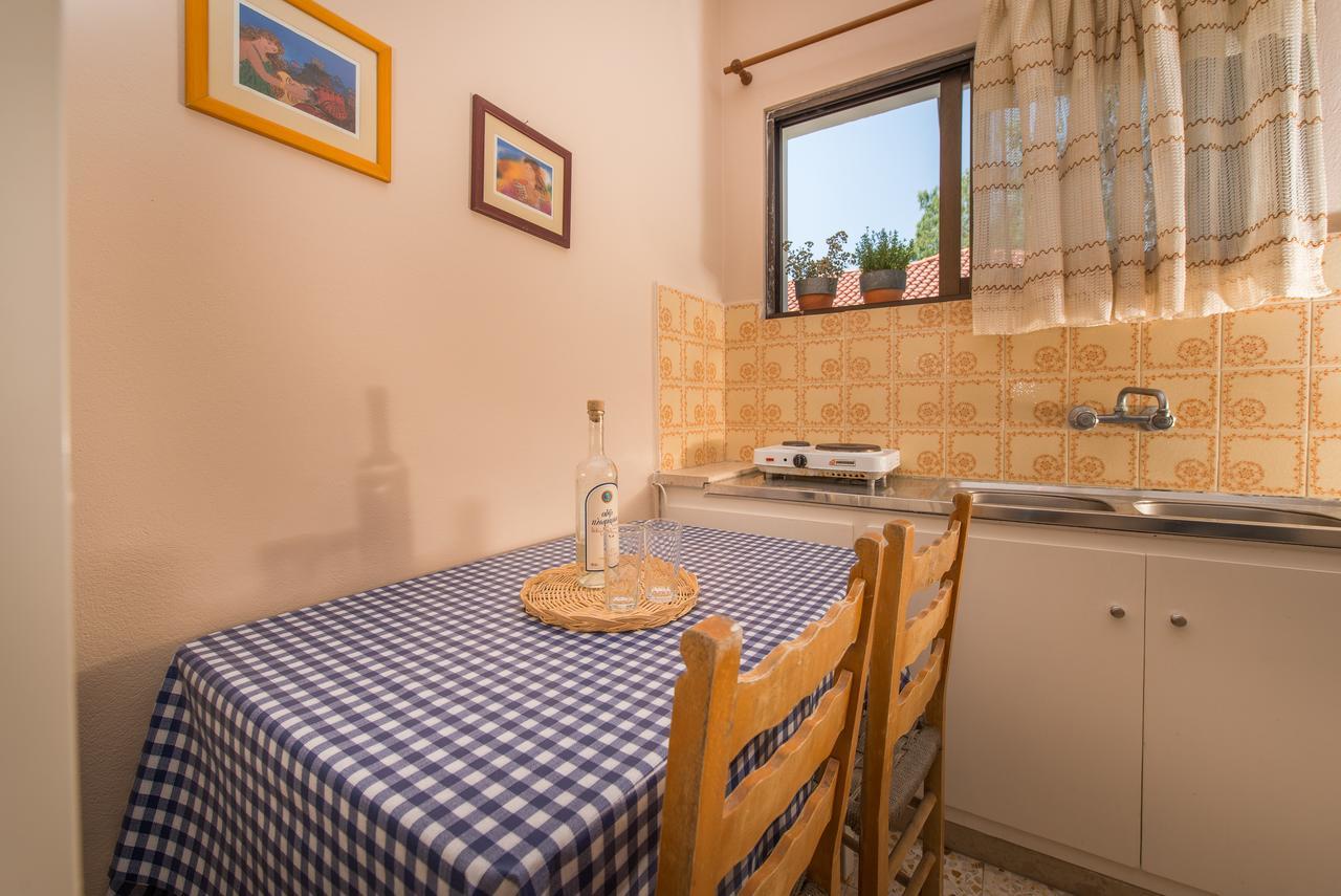 Helen & Theo Apartment Laganas Ngoại thất bức ảnh